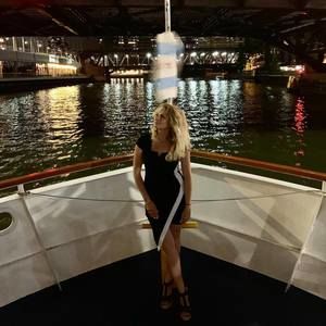 Meet your Posher, Valeryia